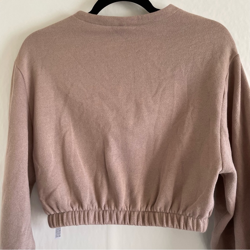 Urban Outfitters Out From Under Gray Vivian V Neck Crop Sweatshirt Size XS - Picture 10 of 10
